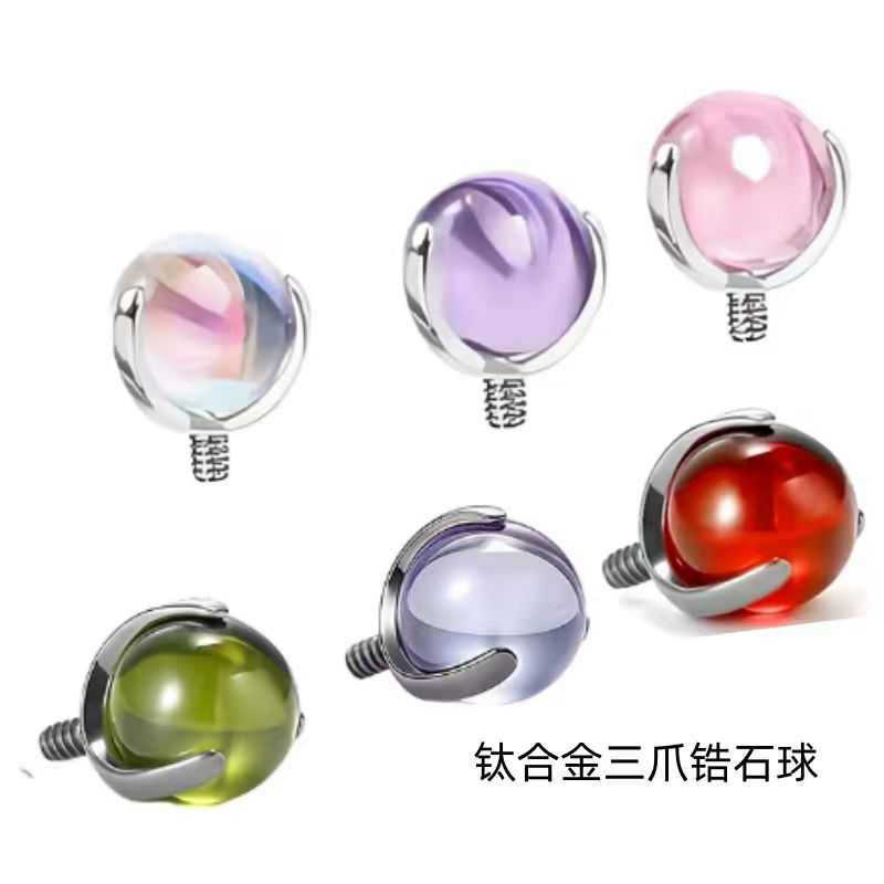 Silver pointed spike labret stud material detail