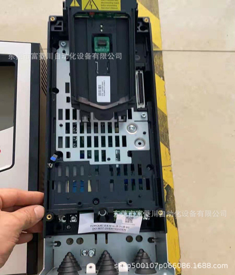 ABB变频器  ACS880-01-02A4-3   全新议价