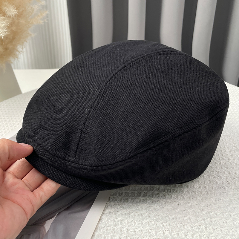 E-720 black drawstring woolen hat