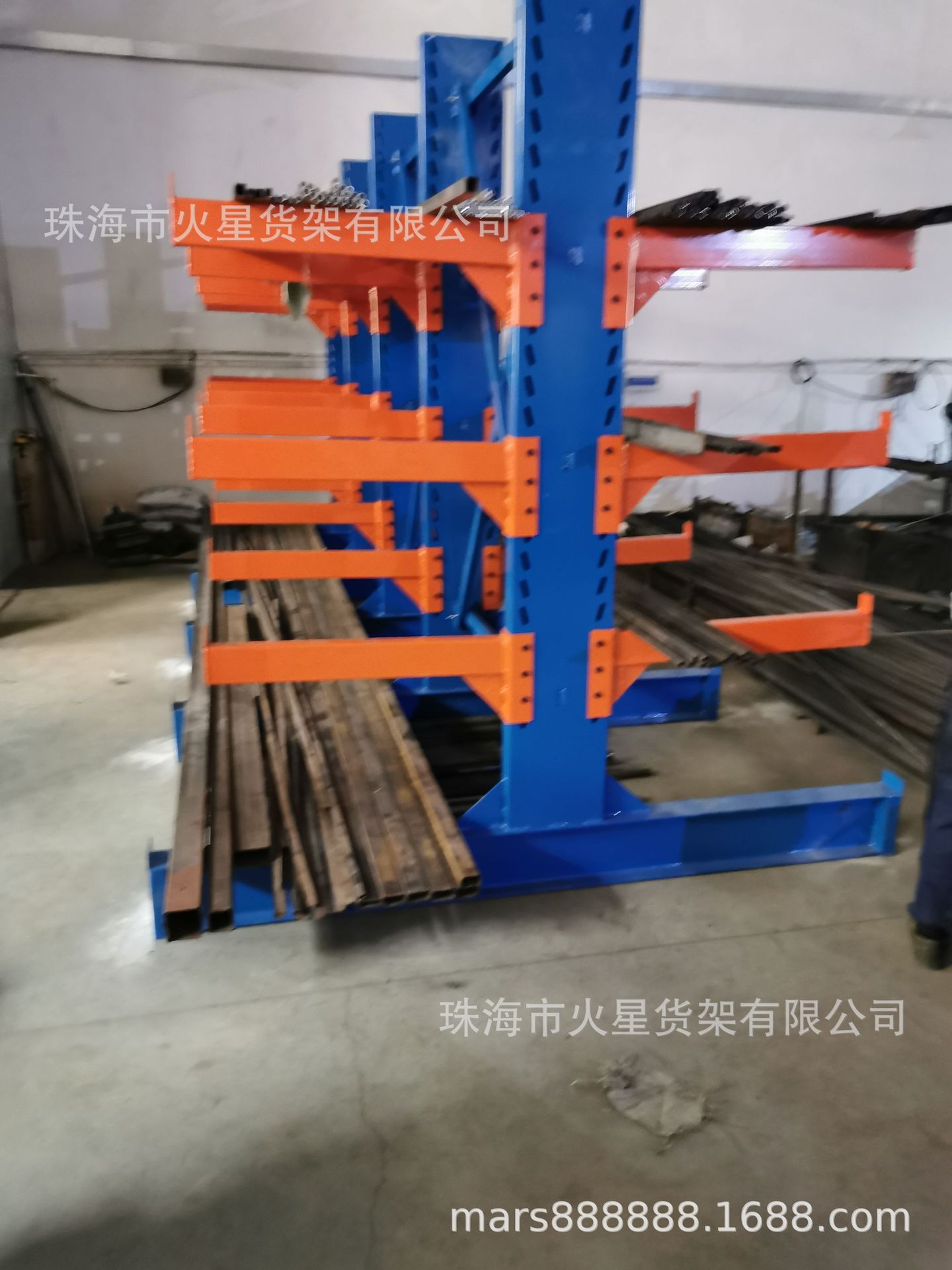 悬梁式仓储货架悬臂货架钢管货架圆管货架型材货架管材货架