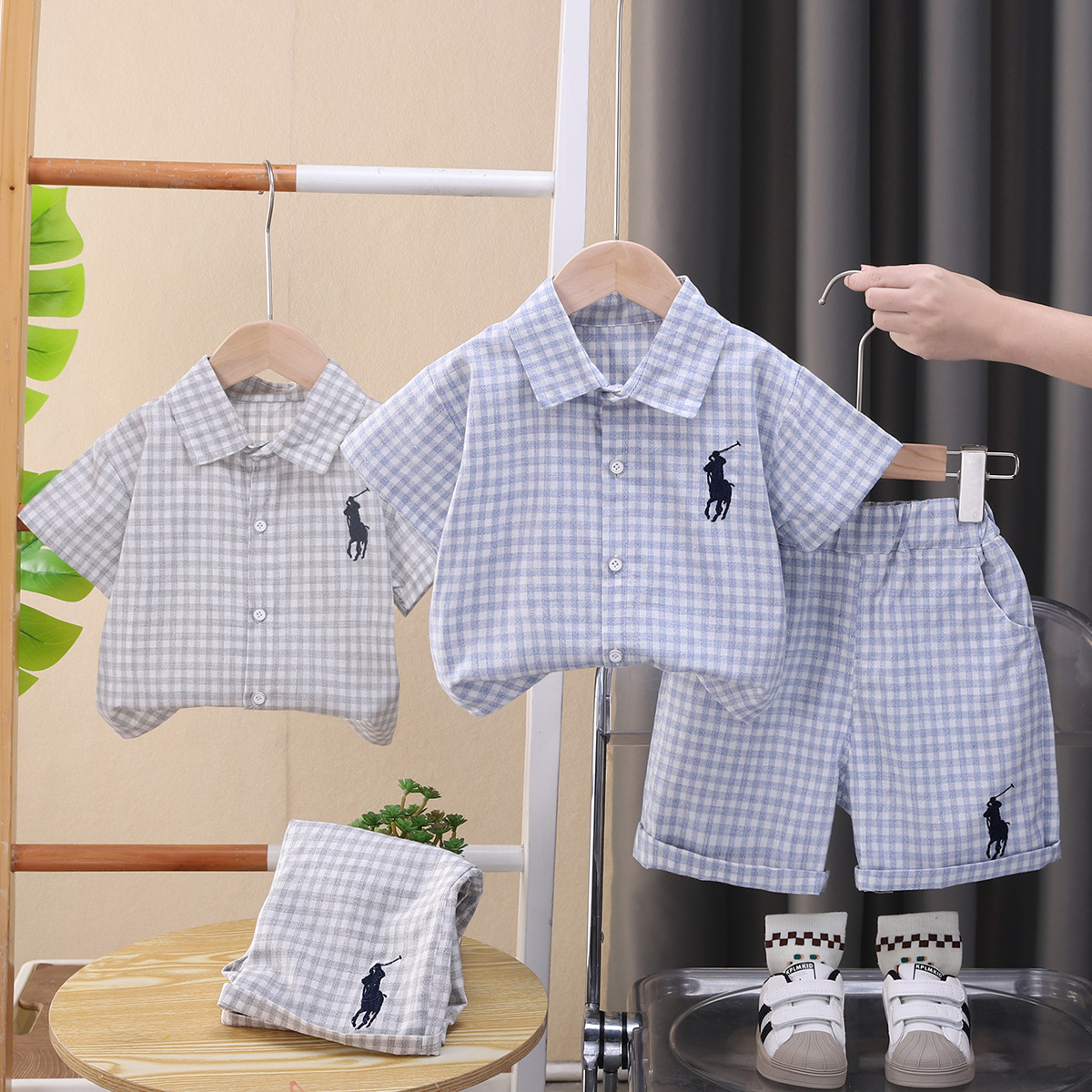 XY-25047新款夏款儿童服装翻领短袖格子衬衫两件套2025男宝宝套装