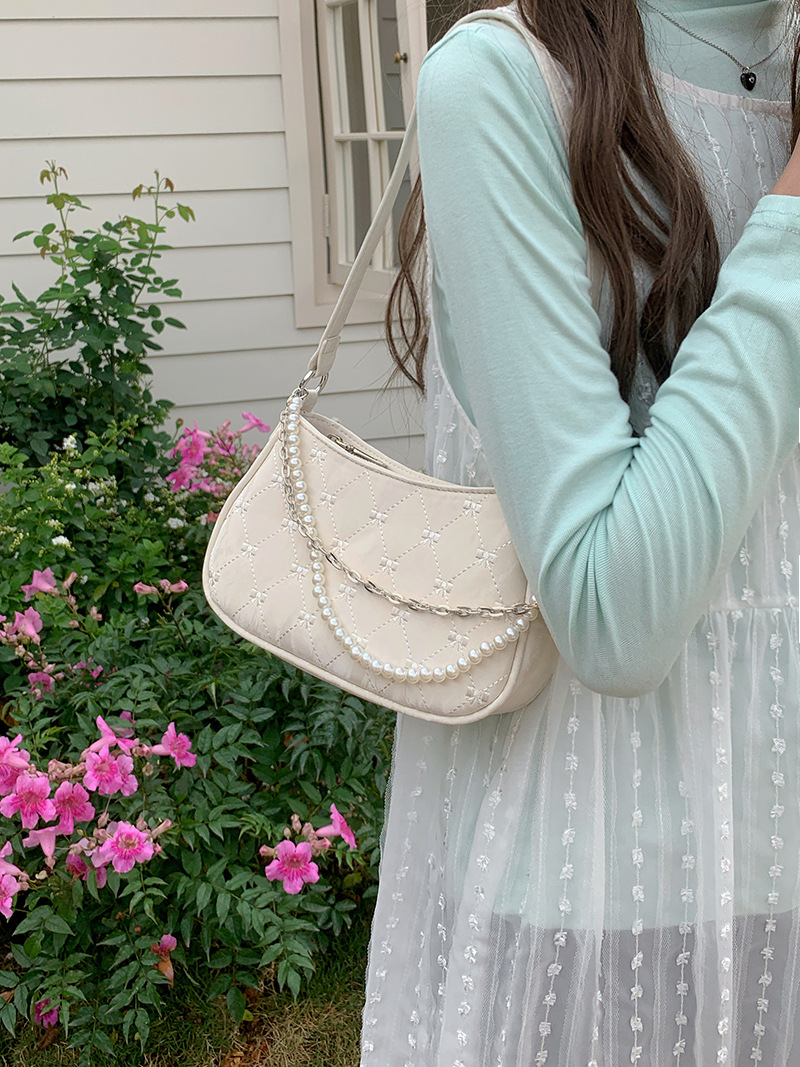 181g Weight Pearls, Sewing Thread, Chain Fashion Element Zipper Closure Type Single Shoulder Strap Strap Type Shoulder Bag Bags Type Casual, Daily, Shopping Occasion Pu Leather Material Solid Color, Bow Knot Pattern All Seasons Season Women's Gender Cute Style Square Shape Women's Pu Leather Solid Color Bow Knot Cute Pearls Sewing Thread Chain Square Zipper Shoulder Bag 19