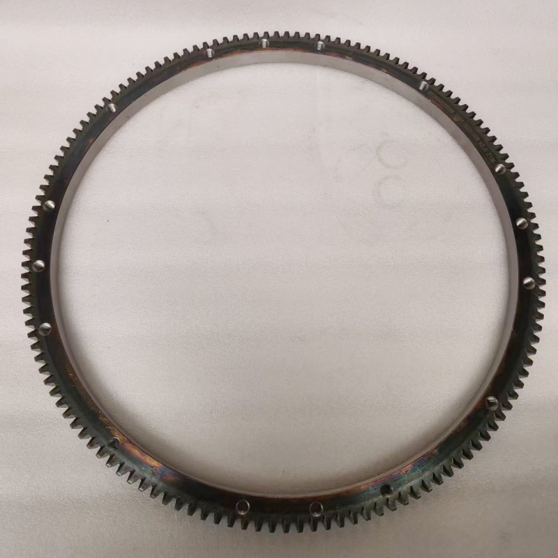 Suitable for Shandong Heavy Duty Truck Parts Weichai Engine Flywheel Gear Ring (136 teeth, 16 holes) 612600020208