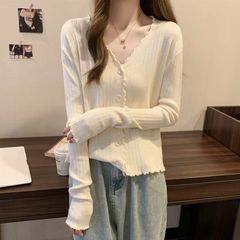 大码早秋新款百搭显瘦长袖上衣女木耳边V领针织开衫外套打底衫