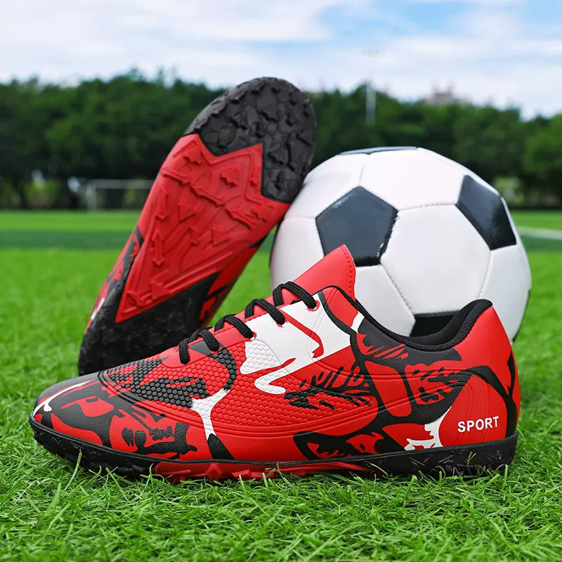 短钉训练足球鞋低帮皮面碎钉足球运动鞋低帮青少年球鞋大码跨境