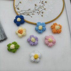 編み毛糸の花の手作りの部品のメリヤスの花の包みの服装のdiyのアクセサリの部品のメーカーの現物の卸売り