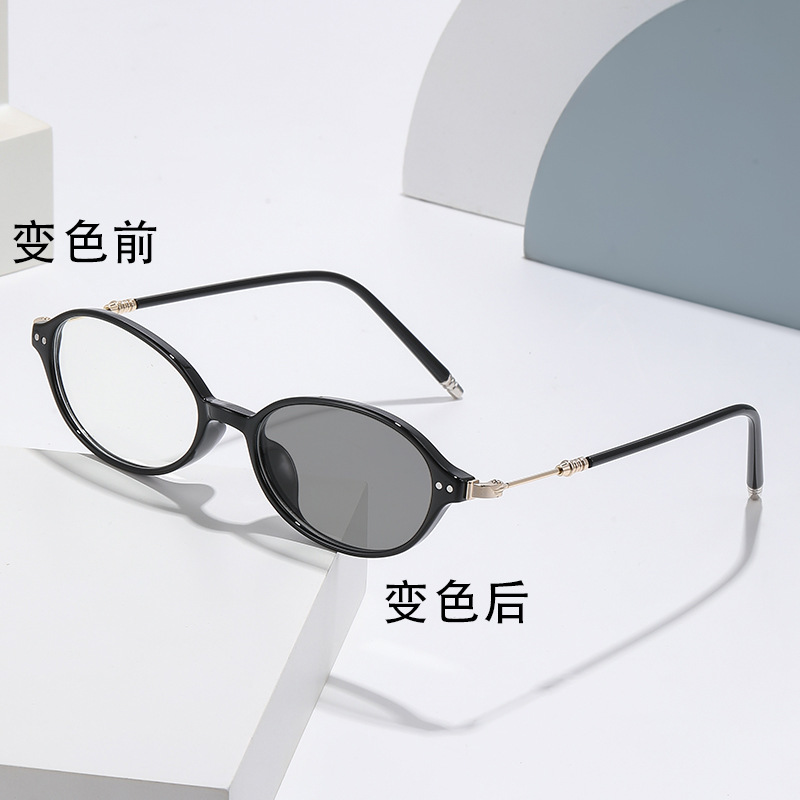 Gfas de miopía de color de luz japonesa y coreana de marco elíptico pequeño temperamento literario marco de gafas de miopía anti-luz azul transfronterizas