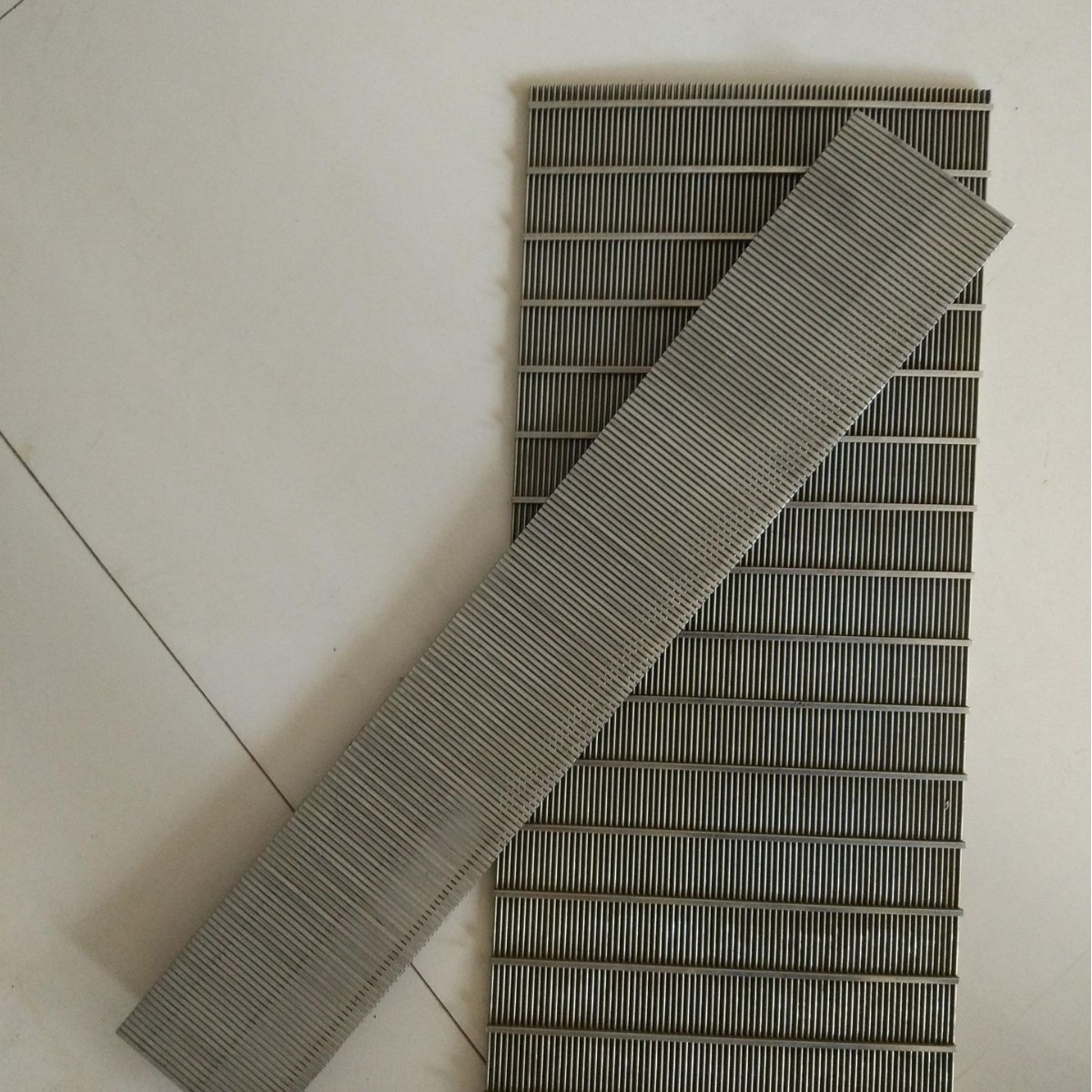 优质矿筛网 不锈钢矿筛网 安平矿筛网厂家  矿山振动筛网条缝筛网