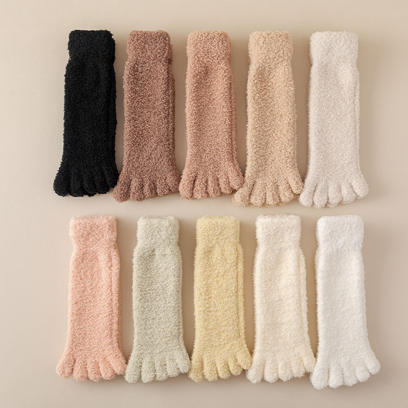 Fingerless Woolen Socks for Women - Fluffy Winter Thicken Warm Coral Wool Socks for Home Postpartum Toe-Split Sleeping Socks