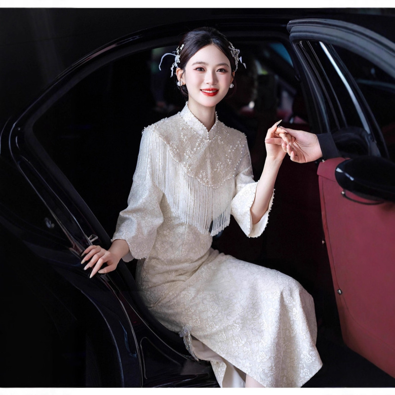 New Chinese Style Cheongsam Toast Dress, High-End Champagne Color Bridal Engagement Dress, Autum Long-Sleeved Wedding Home Casual Dress