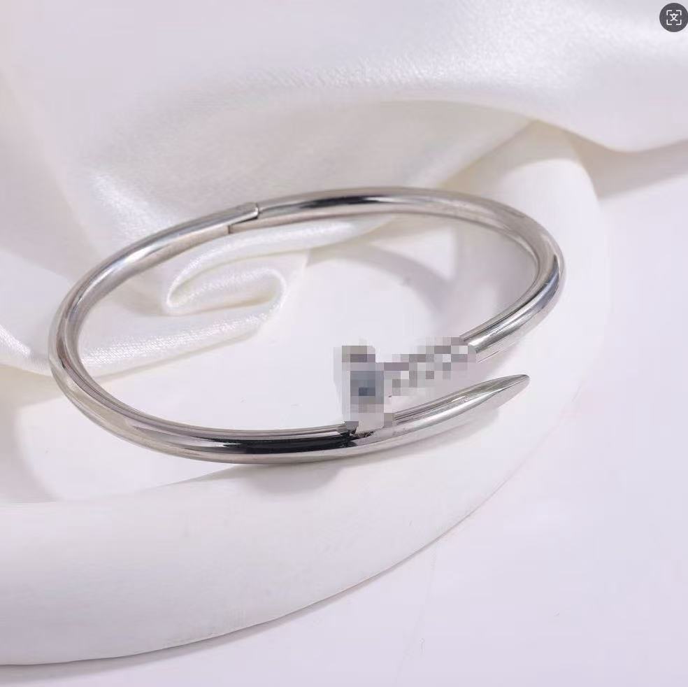 실버 네일 팔찌