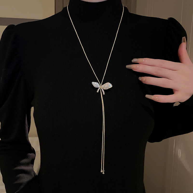Echtes Gold galvanisierte Zirkon Schmetterling Halskette mit verstellbarem minimalistischen Reißverschluss, Pullover Kette, Herbst und Winter_voghion.com