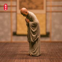 新中式手工紫砂小和尚茶寵擺件小沙彌禪意茶道茶室桌面車載裝飾品