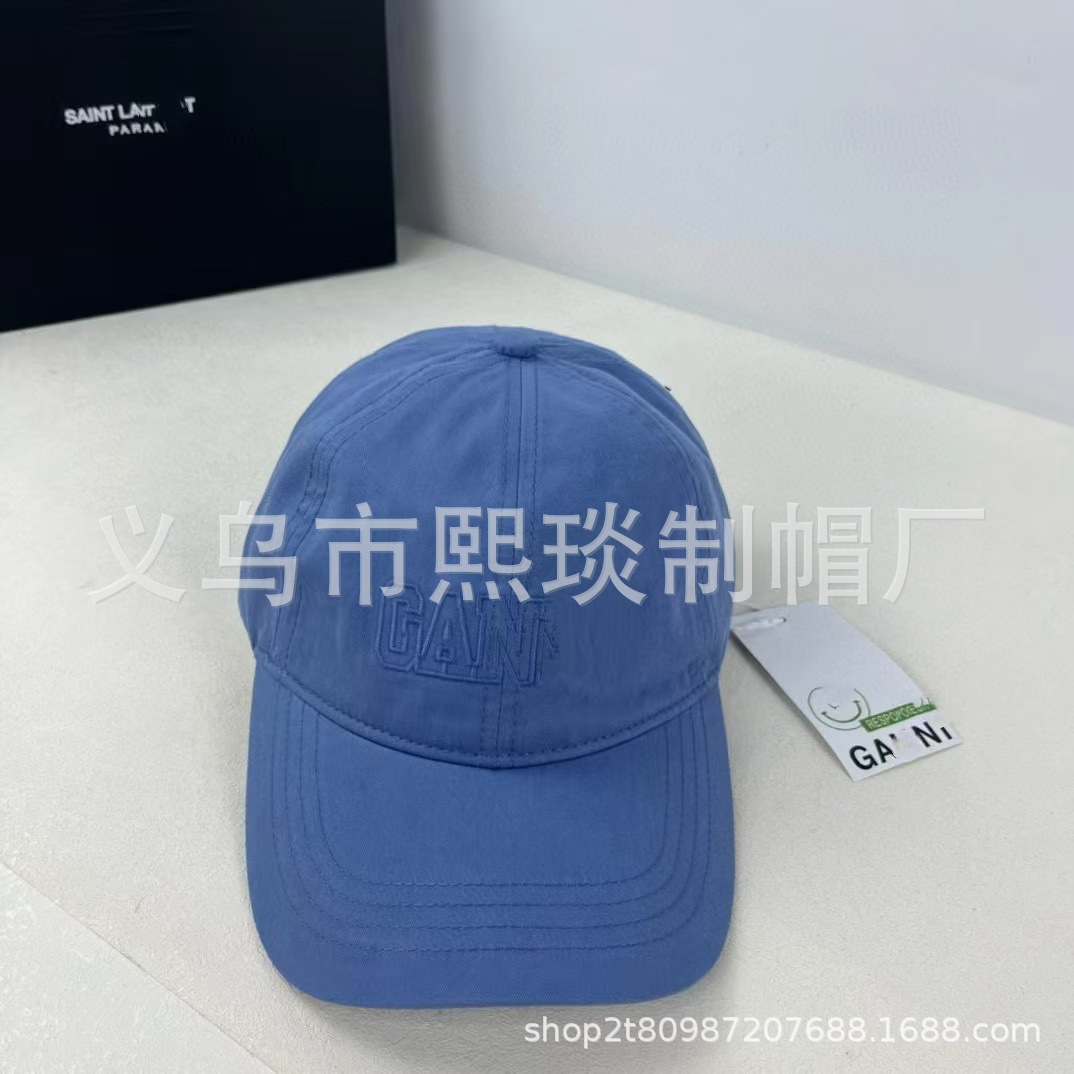 로얄 블루