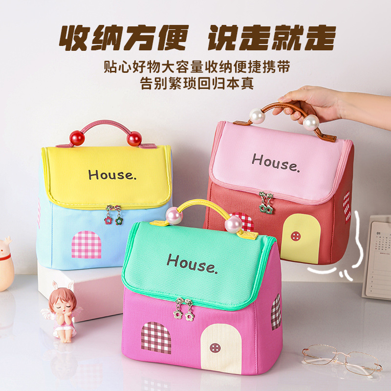 Bolsa de cosméticos de alto valor estilo caliente linda bolsa de lavado de casa pequeña bolsa de almacenamiento de cosméticos bolsa de viaje impermeable de gran capacidad