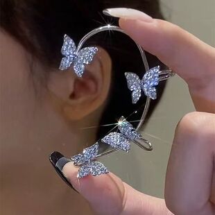 ���������p�ݺ������쳬�ɸ߼���һ�wʽ���hŮ���|�o�������A���