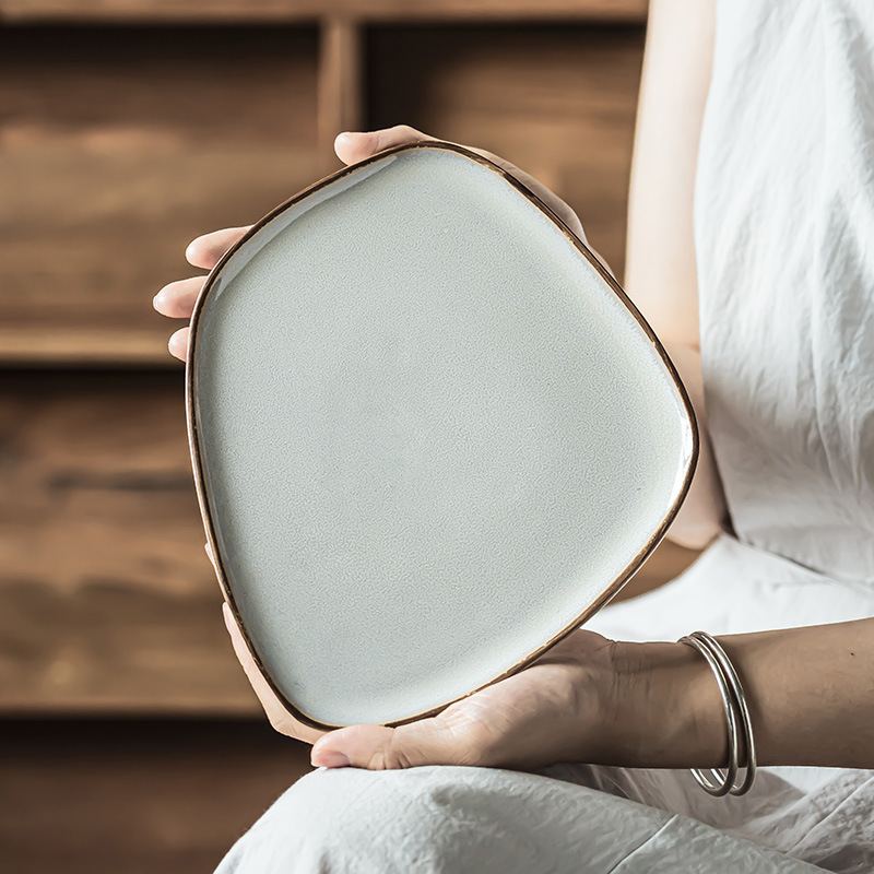 Simple y creativo plato de cerámica de forma especial plato de filete de desayuno plato de ensalada casero platos de platos retro