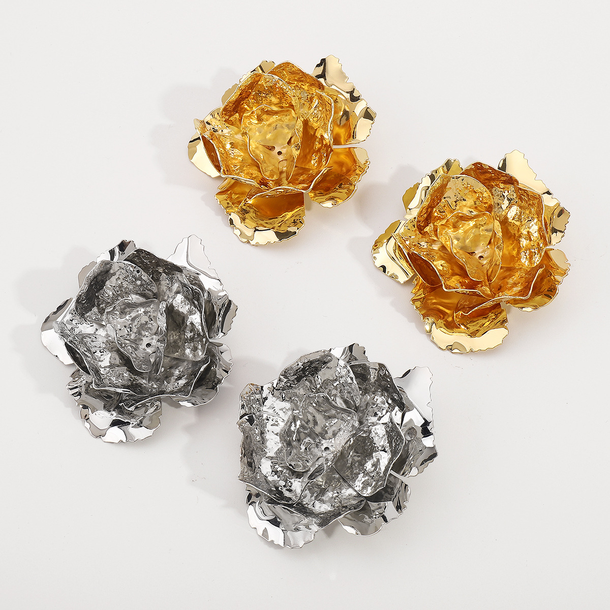 1 Paar Retro Blume Überzug Eisen Ohrstecker display picture 4