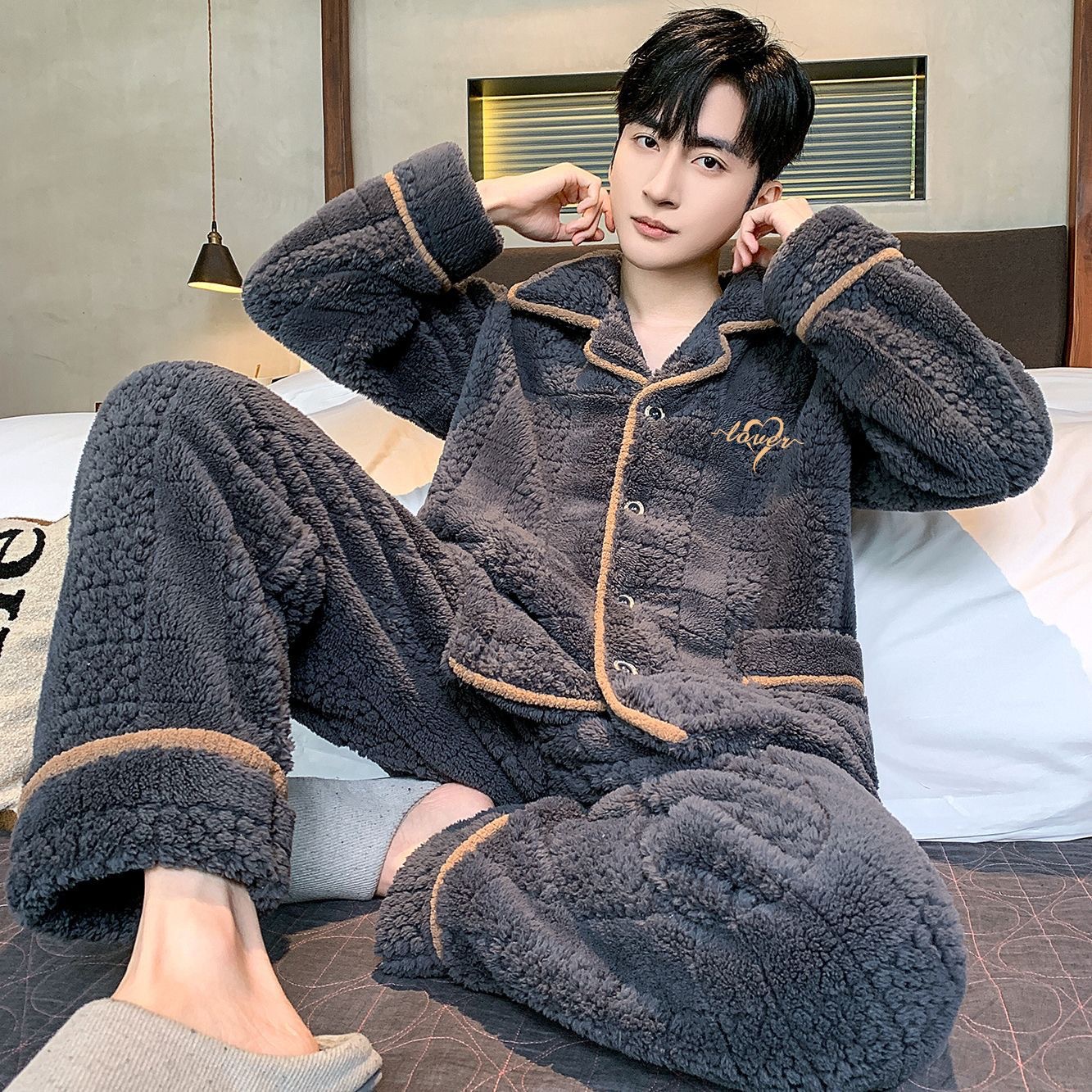 New Men's Coral Velvet Plus Velvet Thickened Thin Collar Cardigan Simple Men's Home Wear Suit