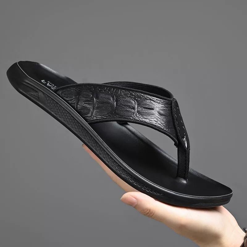 Мужские пляжные шлепанцы, нескользящие и антибактериальные, модный летний тренд 2025 года, стильные, износостойкие, на толстой подошве.