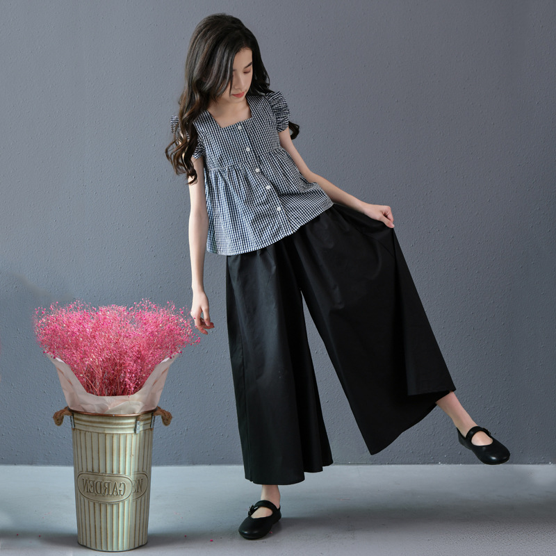 Niñas verano nuevo estilo a cuadros sueltos diseño literario manga voladora camisa blusa pantalones anchos pantalones cortos traje de dos piezas