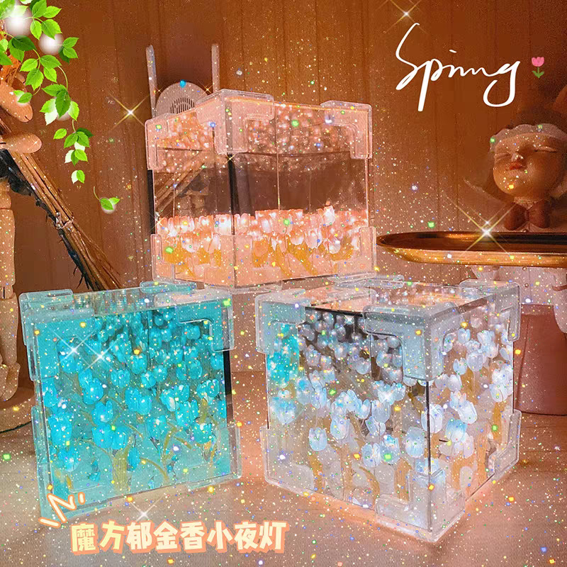 Red Magic Cubo espejo tridimensional lámpara de noche tulipanas flores hechas a mano DIY adornos de escritorio adornos pequeños regalos