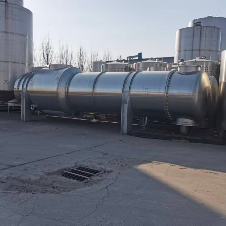 处理二手304不锈钢地埋罐压力封头储罐 保温不锈钢储罐 化工储罐