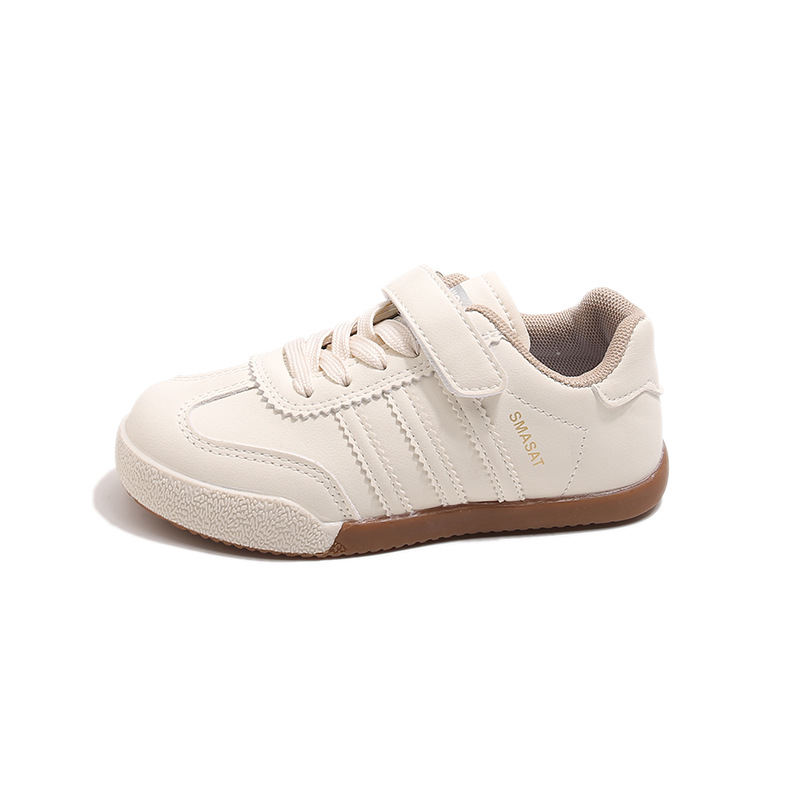 Zapatos deportivos para niños otoño 2025 nuevos zapatos de entrenamiento para niños grandes zapatos de skate casuales para niños pequeños zapatos Agan