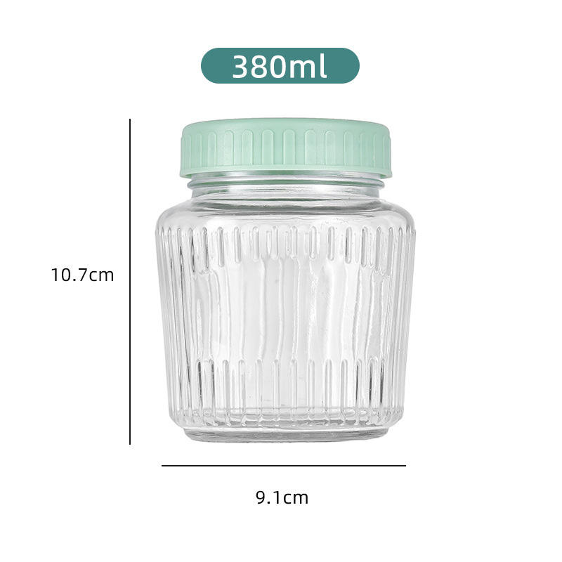 녹색 플라스틱 뚜껑이있는 380ml 유리 항아리; 투명