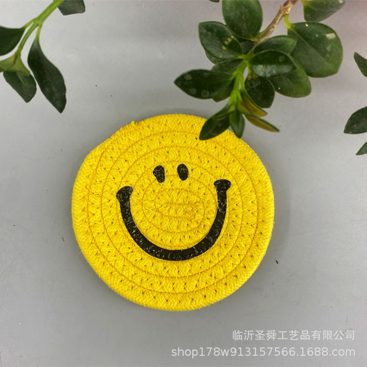 Ins expresión facial placemat hilo de algodón Smiley cara Coaster Bowl Mat estilo japonés casa Coaster aislamiento pad decoración foto apoyos