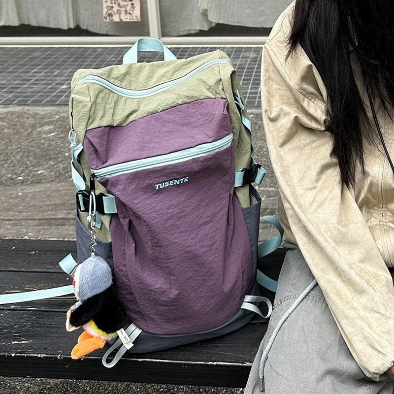 New Large-Capacity Lightweight Travel Bag, Men's and Women's Sports Bag, Outdoor Hiking and Mountaineering Bag, Casual Backpack New Large-Capacity Lightweight Travel Bag, Men's and Women's Sports Bag, Outdoor Hiking and Mountaineering Bag, Casual Backpack