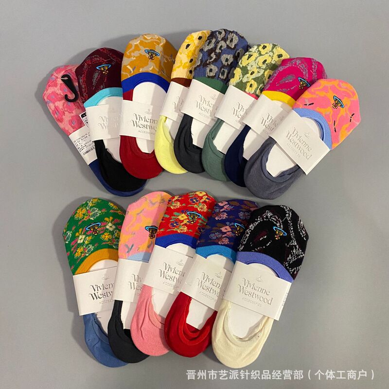Japan vivien Western Queen Mother Vivian Spring and Summer Saturn Embroidered Shallow Boat Socks Invisible Socks Non-slip Silicone Socks