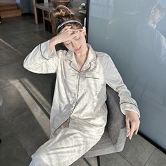 厚手のレディースアイスシルクパジャマ、裏起毛、虎柄、長袖、長ズボン、プリント柄ホームウェアセット、秋冬用