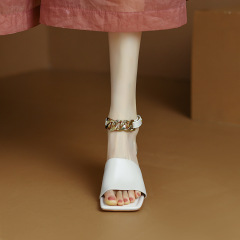 非侈原創 巨好穿~真皮一字帶金屬鏈露趾涼鞋女2023夏復古粗高跟鞋