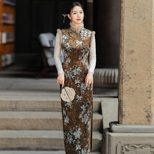 �o��ӽq�Ӻ��b���L����ʽ��������2025�¿����p��Ů�͹��ﶬ��