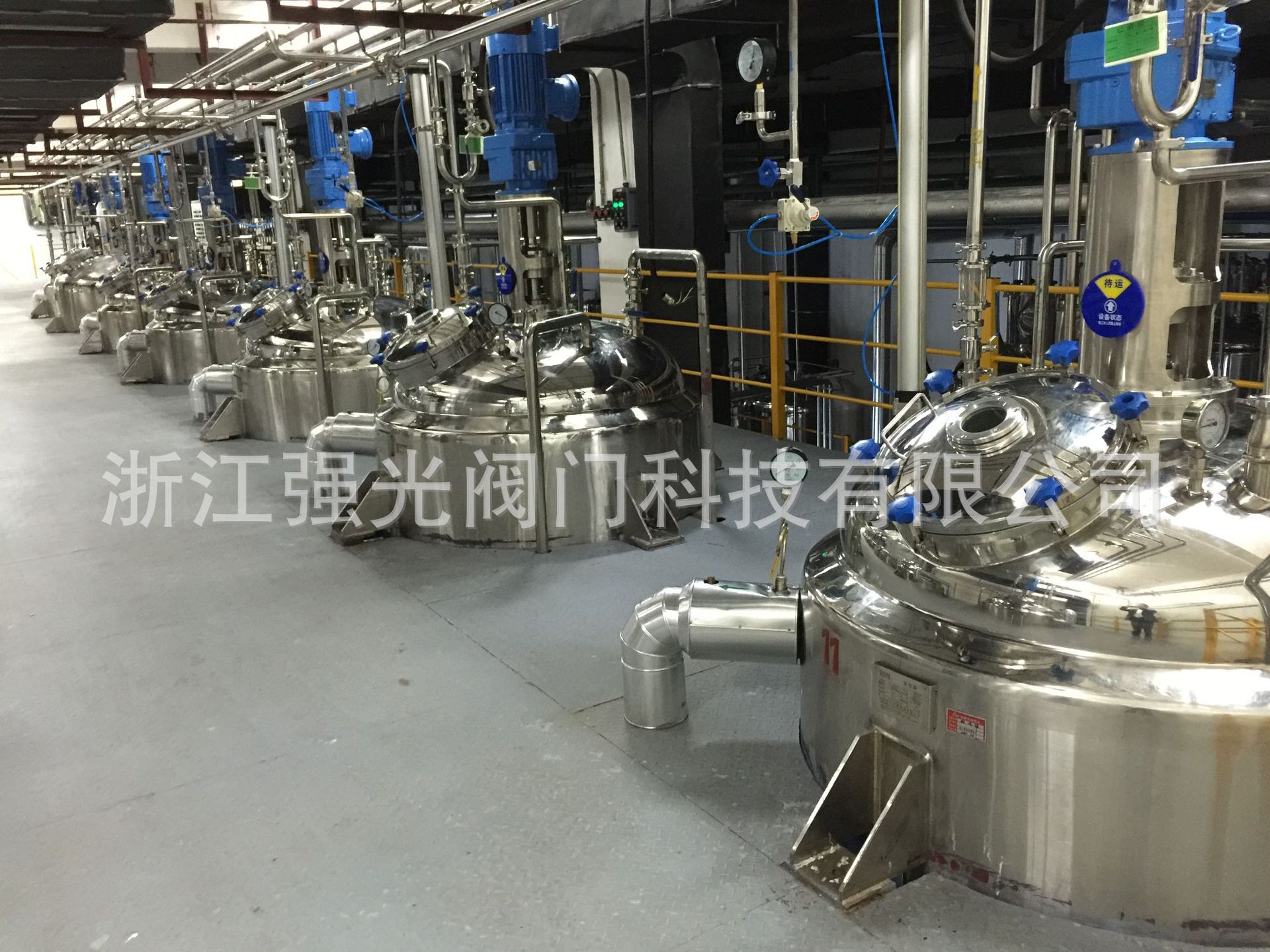 卫生级，304不锈钢，电加热配料罐，电加热调配罐，电加热搅拌罐