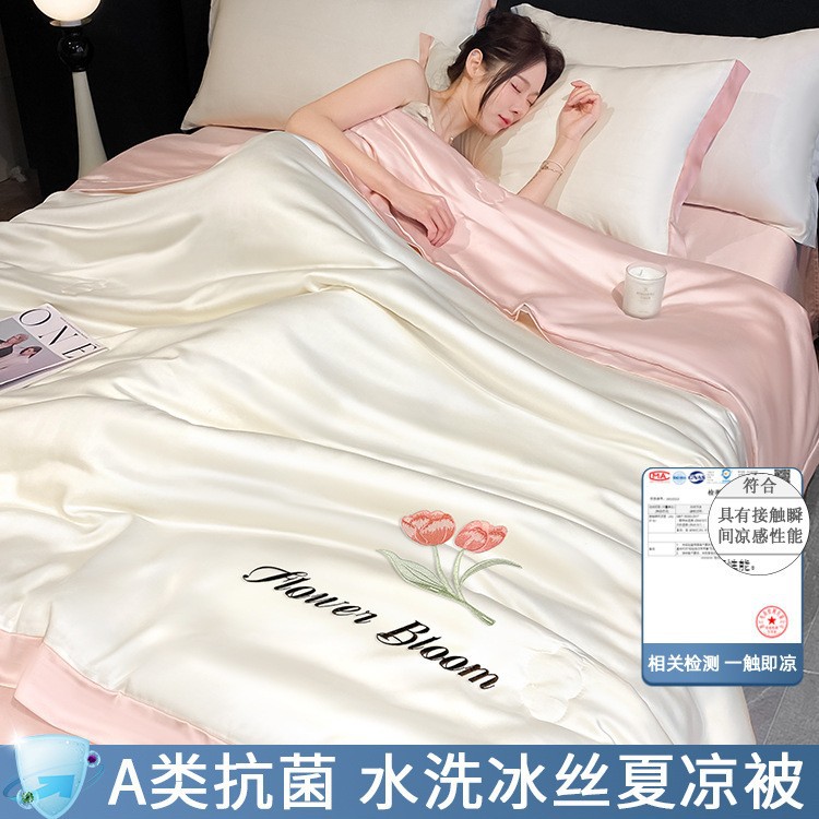 XB08 핸드백 모델 오프화이트 + 라이트 핑크