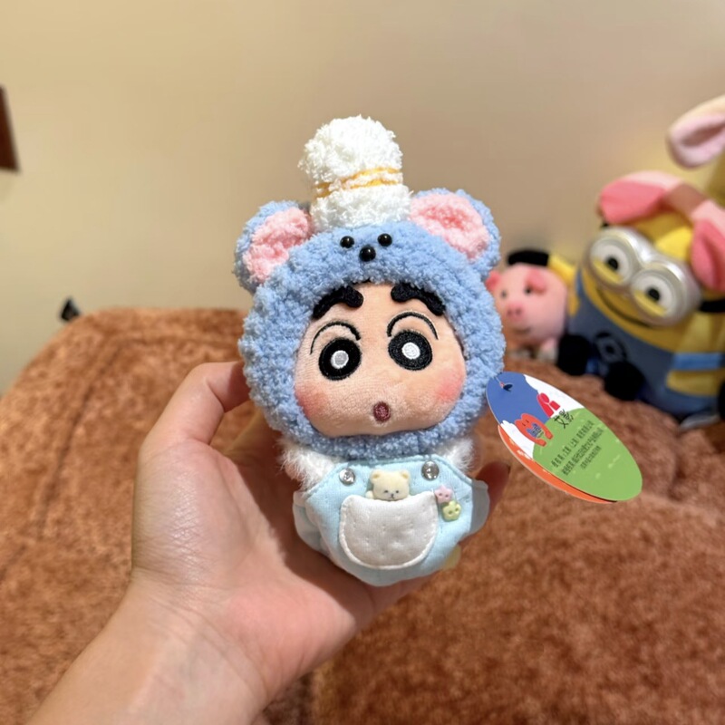 本物のクレヨンしんちゃんバッグペンダントかわいいぬいぐるみ漫画人形キーホルダースクールバッグペンダント学生ギフト|undefined