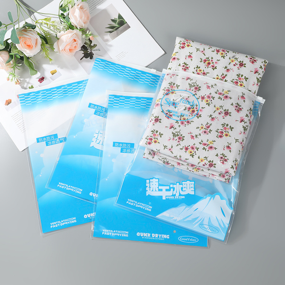 Bolsa con cremallera de ropa Bolsa con cremallera de crisantemo pequeño Bolsa de embalaje de camiseta Bolsa de ropa interior Bolsa de ropa PE esmerilada pequeña bolsa ziplock