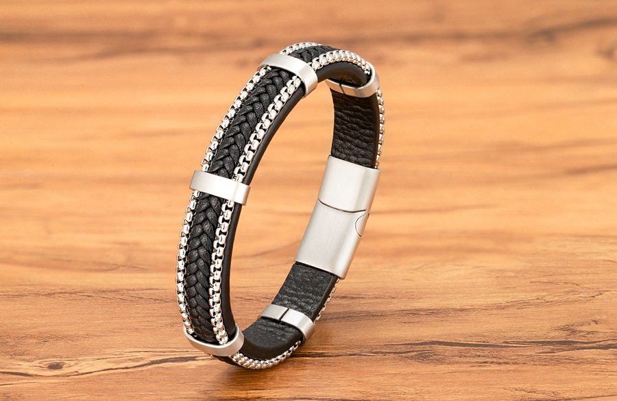 Daily Occasion Pu Leather, Titanium Steel Material Geometric Pattern Vintage Style Geometric Pu Leather Titanium Steel Plating Men's Wristband Men Cord & Leather Bracelets