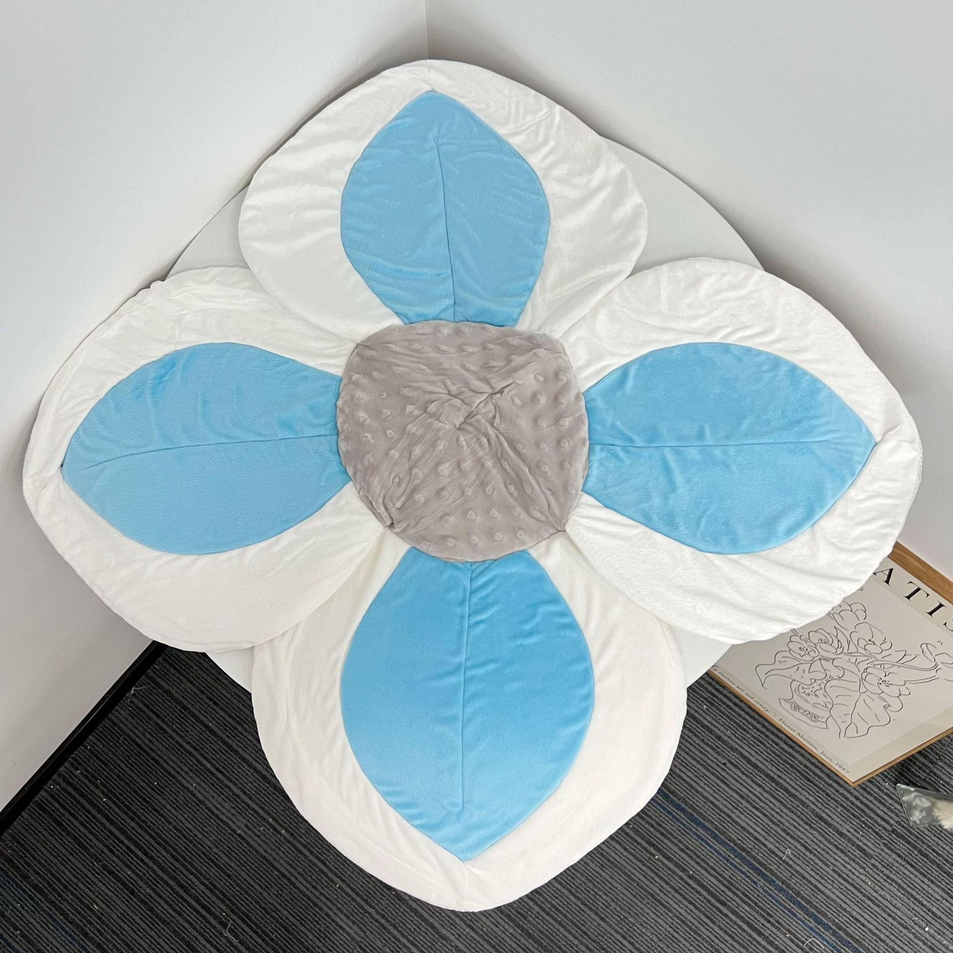 화이트 에지 블루 리프 (리얼 하이 퀄리티)