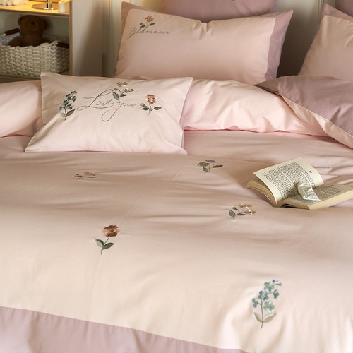 Xiaogui value-for-money Class A 100-count brushed long-staple cotton four-piece set pure cotton embroidered flower quilt cover pure cotton autumn and winter bedding