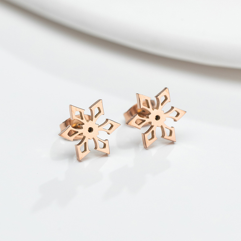 304 Stainless Steel Material PVD Coated 18K Gold Real Gold Plated Snowflake 304 Stainless Steel Simple Style Waterproof Non Tarnish Ear Studs