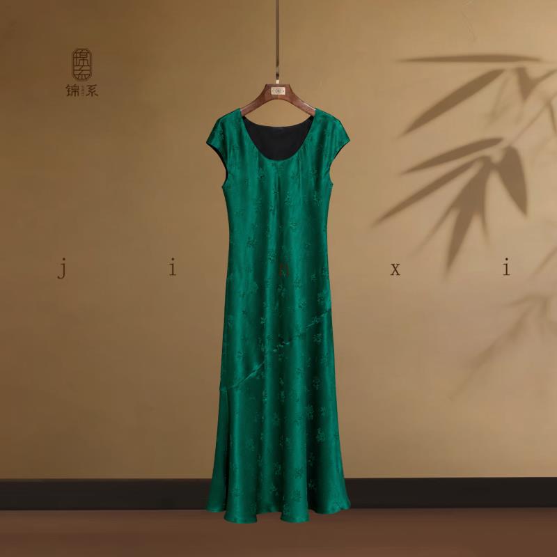 Silk Jacquard Satin New Chinese Style 100% Mulberry Silk Round Neck Diagonal Cut Long Dress L-3861664 Silk Jacquard Satin New Chinese Style 100% Mulberry Silk Round Neck Diagonal Cut Long Dress L-3861664