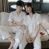 White trousers, with short sleeve