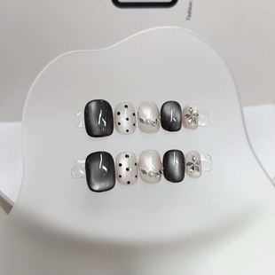[Polka Dot Nocturne] Handmade Wearable Nails Black and White Diamond Decorated Flower Cat Eye Fashionable Whitening Wearable Nails