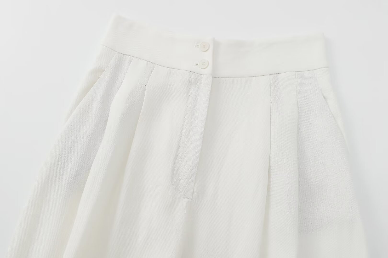 Pantaloni pieghettati in misto lino da donna, stile estivo 2024_voghion.com