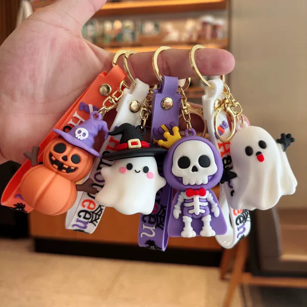 Cross-border bestseller Halloween pumpkin skull keychain pendant, quirky figurine for student bags and keychains
