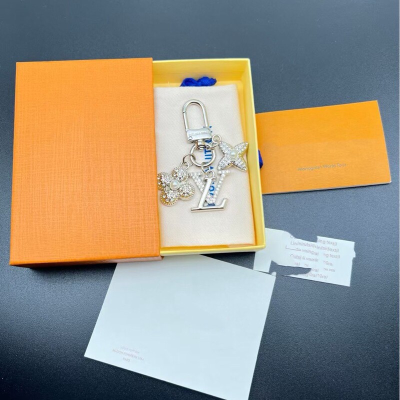 V Brand New Precision-Made Version, New Louis Vuitton Summer Model, V Brand Key