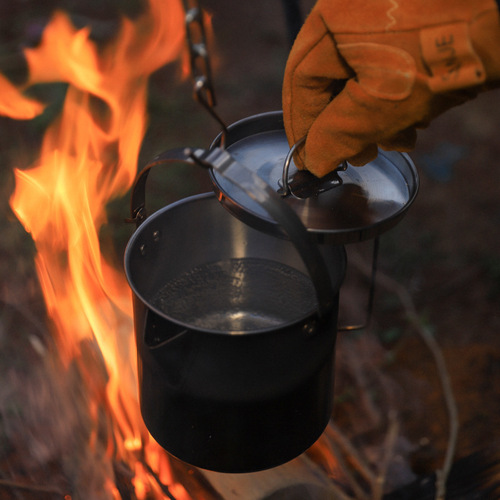 1.2L Outdoor Stainless Steel Kettle, Hanging Pot for Picnics & Tea, Portable Cookware, Camping Water Boiler, Perfect for Road Trips and Outdoor Cooking